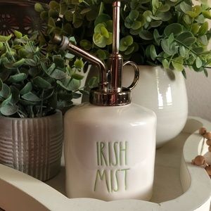 🌼☘️🌿Rae Dunn plant mister 🌿☘️🌼